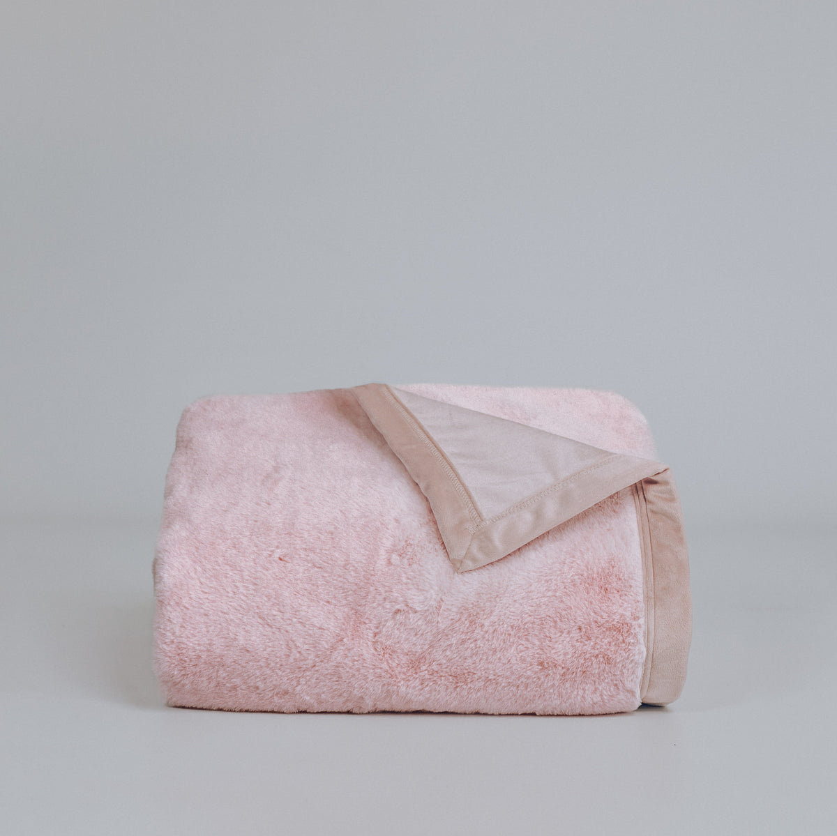 Cloud Plush Fur Throw Blanket - Soft Pink