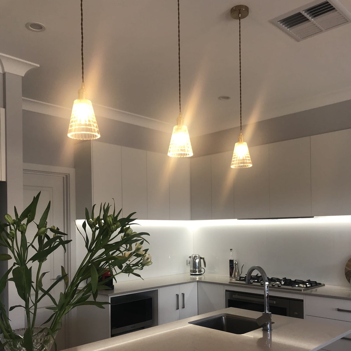 Amy Vintage Glass Pendant Light