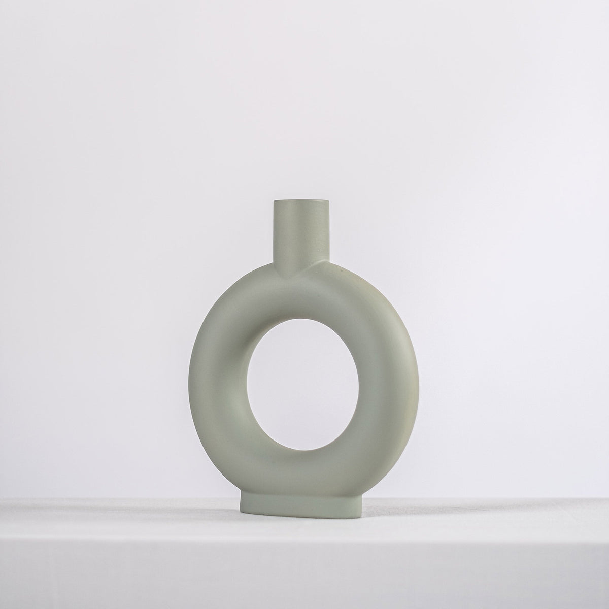 Ceramic Vase - Daisy