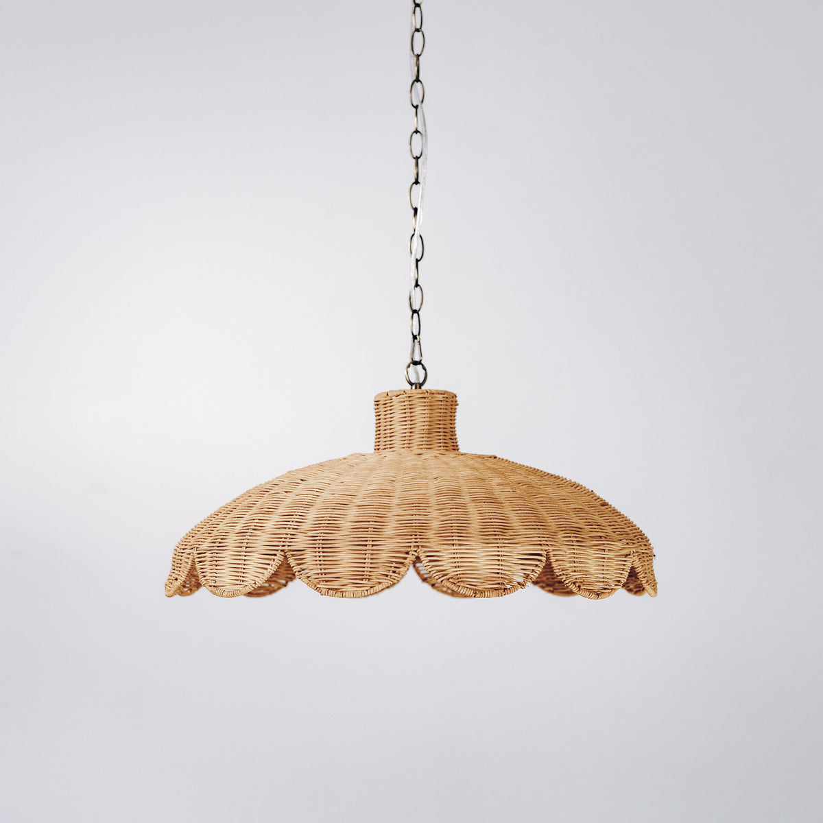 Alice Scallop Rattan Pendant Light - Natural
